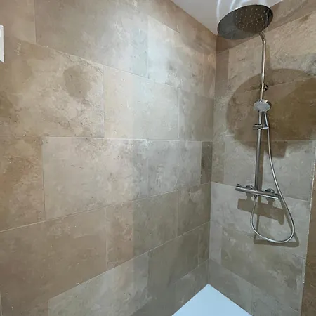 Les De Saint Brice 1 * Ares